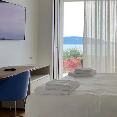 Diamante Del Garda & Villa