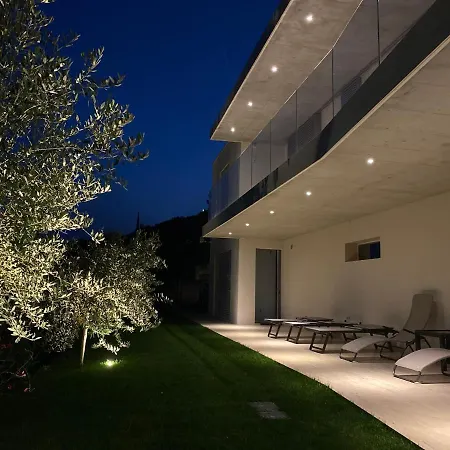 Diamante Del Garda & Villa *